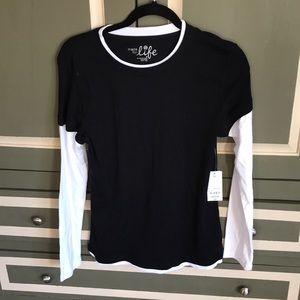 🟣 NWT - Made for Life shirt - size m